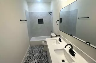 3810 Hiford Dr, Houston, TX 77047 - Photo 5