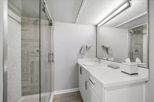 3350 McCue Rd, Houston, TX 77056 - Photo 17