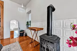 106 W Main St, Pilot Point, TX 76258 - Photo 7