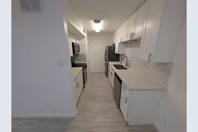 5550 N Braeswood Boulevard #84, Houston, TX 77096 - Photo 3