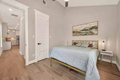 301 Vincent Street, Houston, TX 77009 - Photo 27