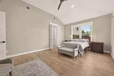 301 Vincent Street, Houston, TX 77009 - Photo 17
