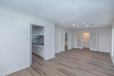 921 Victoria Drive, Richmond, TX 77469 - Photo 11