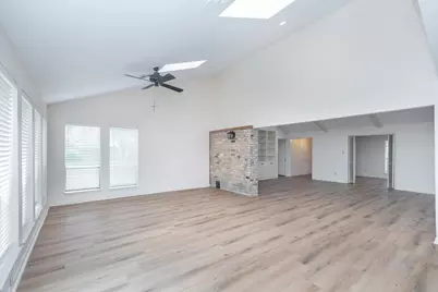 921 Victoria Drive, Richmond, TX 77469 - Photo 13