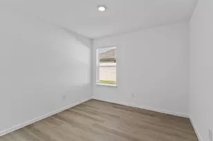 104 Rustic Crk Ct, Dayton, TX 77535 - Photo 7