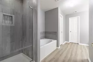 8006 Narrow Brook Way, Houston, TX 77016 - Photo 7