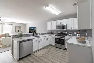 8006 Narrow Brook Way, Houston, TX 77016 - Photo 3