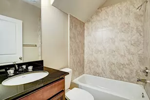 3830 Center Plaza Dr, Houston, TX 77007 - Photo 3