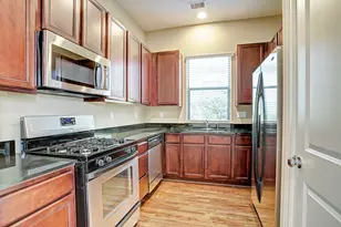 3830 Center Plaza Dr, Houston, TX 77007 - Photo 5