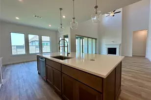 918 Groundwater Wy, League City, TX 77546 - Photo 5