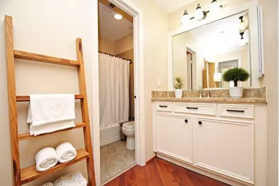 738 Country Place Drive Drive #C, Houston, TX 77079 - Photo 7