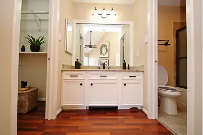 738 Country Place Drive Drive #C, Houston, TX 77079 - Photo 9