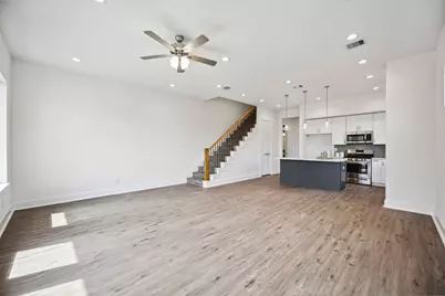 3504 Caplin Street #B, Houston, TX 77026 - Photo 9