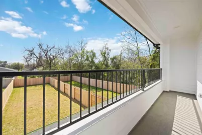 3504 Caplin Street #B, Houston, TX 77026 - Photo 13