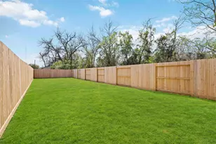 3504 Caplin St, Houston, TX 77026 - Photo 3