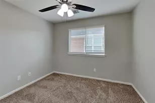 12827 Deer Cove Ln, Houston, TX 77041 - Photo 11