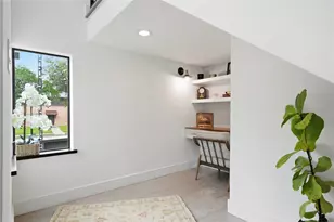3123 Maroneal St, Houston, TX 77025 - Photo 7