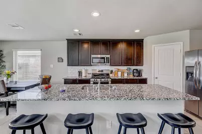 3022 Vales Point Drive, Fresno, TX 77545 - Photo 7