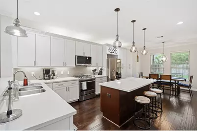1427 Scharpe Street, Houston, TX 77023 - Photo 9
