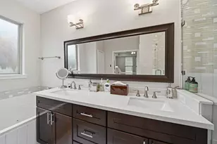 1427 Scharpe St, Houston, TX 77023 - Photo 23