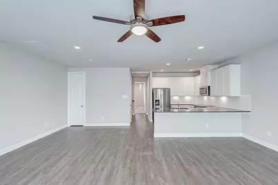 11014 Crescent Light Way, Houston, TX 77043 - Photo 3
