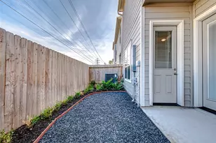 11014 Cres Light Way, Houston, TX 77043 - Photo 15