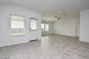 7519 Fierce Friesian Ln, Rosharon, TX 77583 - Photo 11