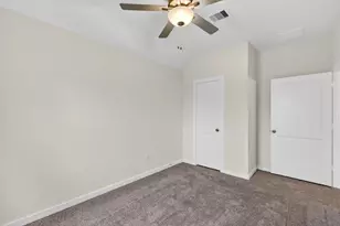 9128 Highland Northern Wy, Houston, TX 77088 - Photo 19