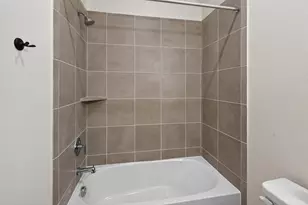 9128 Highland Northern Wy, Houston, TX 77088 - Photo 23