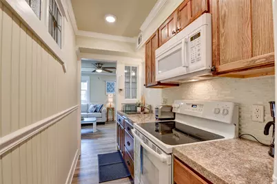 1820 Avenue O 1/2, Galveston, TX 77550 - Photo 9