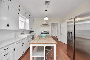 1301 Walton St, Houston, TX 77009 - Photo 7