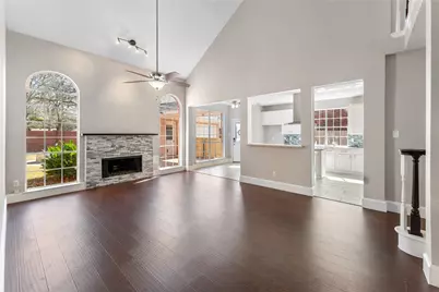 1514 Briarbend Drive, Sugar Land, TX 77479 - Photo 9