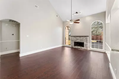 1514 Briarbend Drive, Sugar Land, TX 77479 - Photo 7