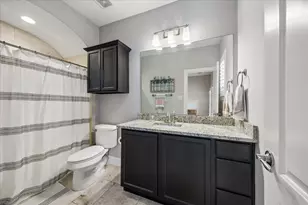1915 Spring St, Houston, TX 77007 - Photo 5