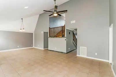 1706 Hamlin Valley Drive, Houston, TX 77090 - Photo 3