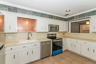 1706 Hamlin Valley Dr, Houston, TX 77090 - Photo 7