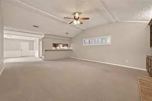 4215 Long Grove Dr, Seabrook, TX 77586 - Photo 9