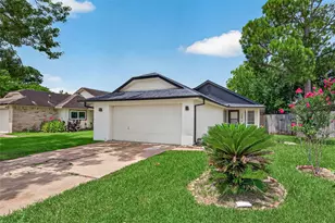 10814 Parkland Woods Dr, Sugar Land, TX 77498 - Photo 1