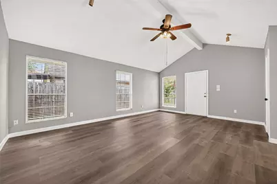 10814 Parkland Woods Drive, Sugar Land, TX 77498 - Photo 23