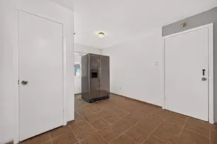 10814 Parkland Woods Dr, Sugar Land, TX 77498 - Photo 13