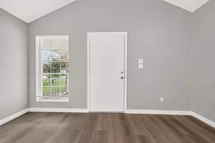 10814 Parkland Woods Dr, Sugar Land, TX 77498 - Photo 21