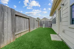 14230 Rim Side Trl, Houston, TX 77045 - Photo 21