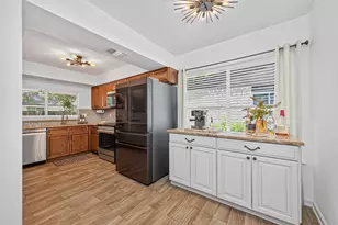 1 Still Glen Ct, The Woodlands, TX 77381 - Photo 19