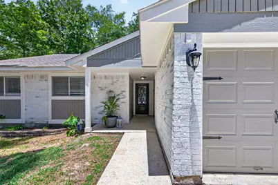 1 Still Glen Court, The Woodlands, TX 77381 - Photo 5