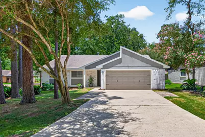 1 Still Glen Court, The Woodlands, TX 77381 - Photo 3
