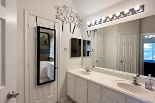 418 Sun River Ln, Dickinson, TX 77539 - Photo 19