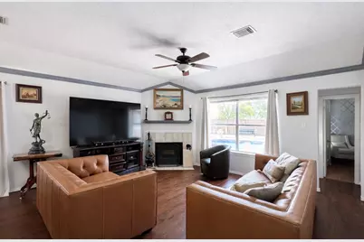 418 Sun River Lane, Dickinson, TX 77539 - Photo 7