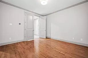 308 W Bell St, Houston, TX 77019 - Photo 9
