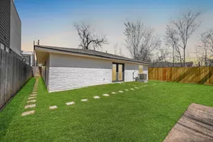 4710 Hershe St, Houston, TX 77020 - Photo 19