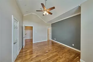 2526 Bevis St, Houston, TX 77008 - Photo 23